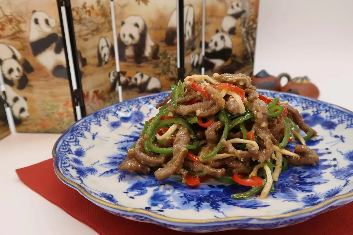 **中国料理 川 テイクアウト**新型コロナウイルス感染症蔓延防止措置延長に伴いテイクアウトを再開致します!なお、ご予約はテイクアウトメニューの3品から承っております!こちらの写真以外にも沢山ご用意しておりますので、この機会にご家庭でも川の料理をお楽しみ下さい!また、ランチタイムの忙しい時間帯は、電話に出られない場合もございますが、ご了承ください。TEL: 0985-72-3381住所: 宮崎県宮崎市橘通り東3丁目4-26-1#中国料理川#中国料理#川#四川料理#宮崎#宮崎中華#宮崎グルメ#宮崎ランチ#宮崎ディナー#ウラタチ#宮崎市#miyazaki#chinese#miyazakichinese#togomiyazaki