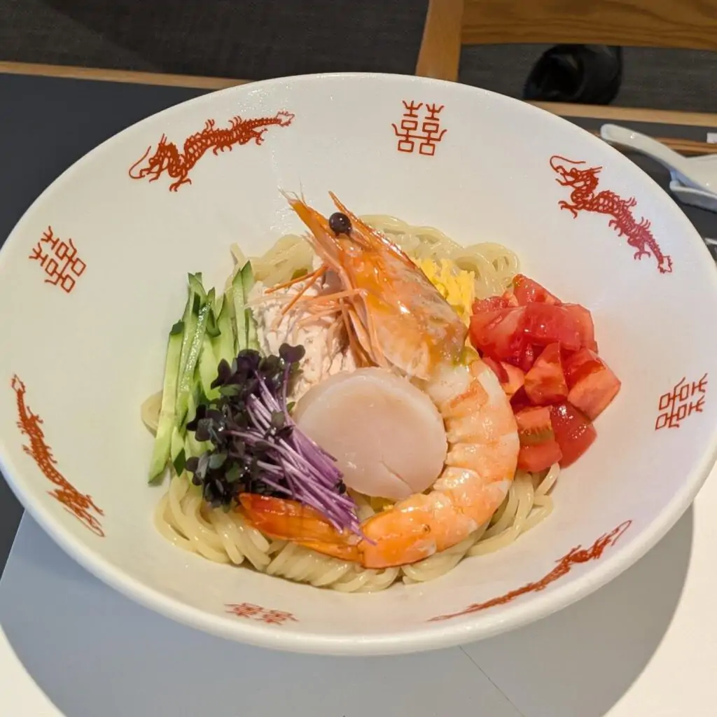 7月7日〜7月17日の期間限定の麺は『冷やし中華』になります。